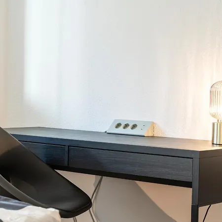 Appartement Cityapartment Mit Grossem Balkon Am Stadtpark- Disneyplus Und 300mbs Internet *