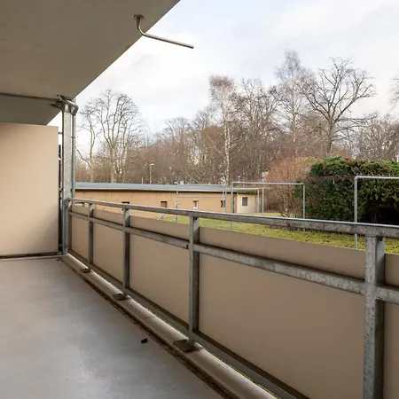 Cityapartment Mit Grossem Balkon Am Stadtpark- Disneyplus Und 300mbs Internet