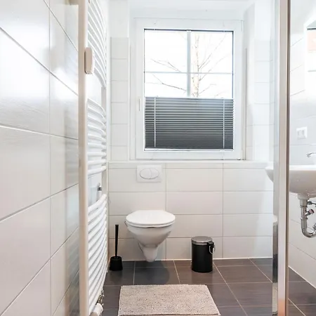 Cityapartment Mit Grossem Balkon Am Stadtpark- Disneyplus Und 300mbs Internet Chemnitz