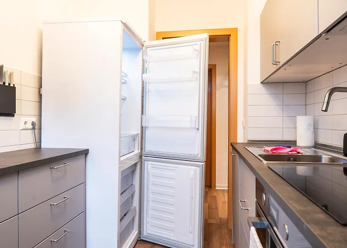 Cityapartment Mit Grossem Balkon Am Stadtpark- Disneyplus Und 300mbs Internet 公寓