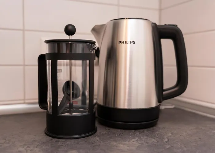 Cityapartment Mit Grossem Balkon Am Stadtpark- Disneyplus Und 300mbs Internet * 开姆尼茨