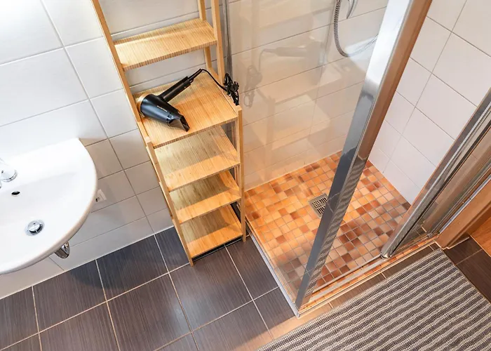 Cityapartment Mit Grossem Balkon Am Stadtpark- Disneyplus Und 300mbs Internet 公寓